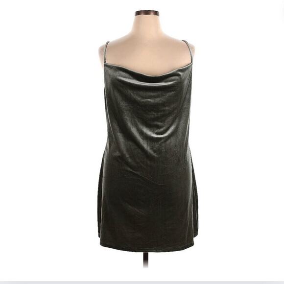 NWT Dynamite Dress Velvet Green Cocktail Holiday Slip Dress Size XL - Picture 1 of 9